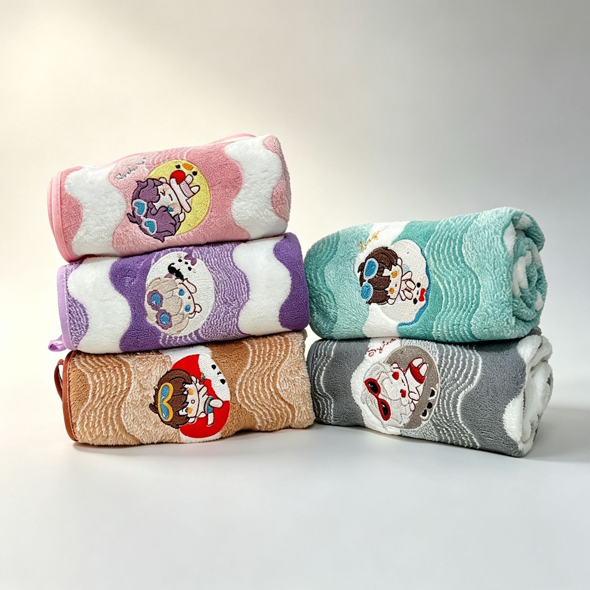 Anime Love and Deepspace Coral - đánh giá và giá Home Bathroom Set